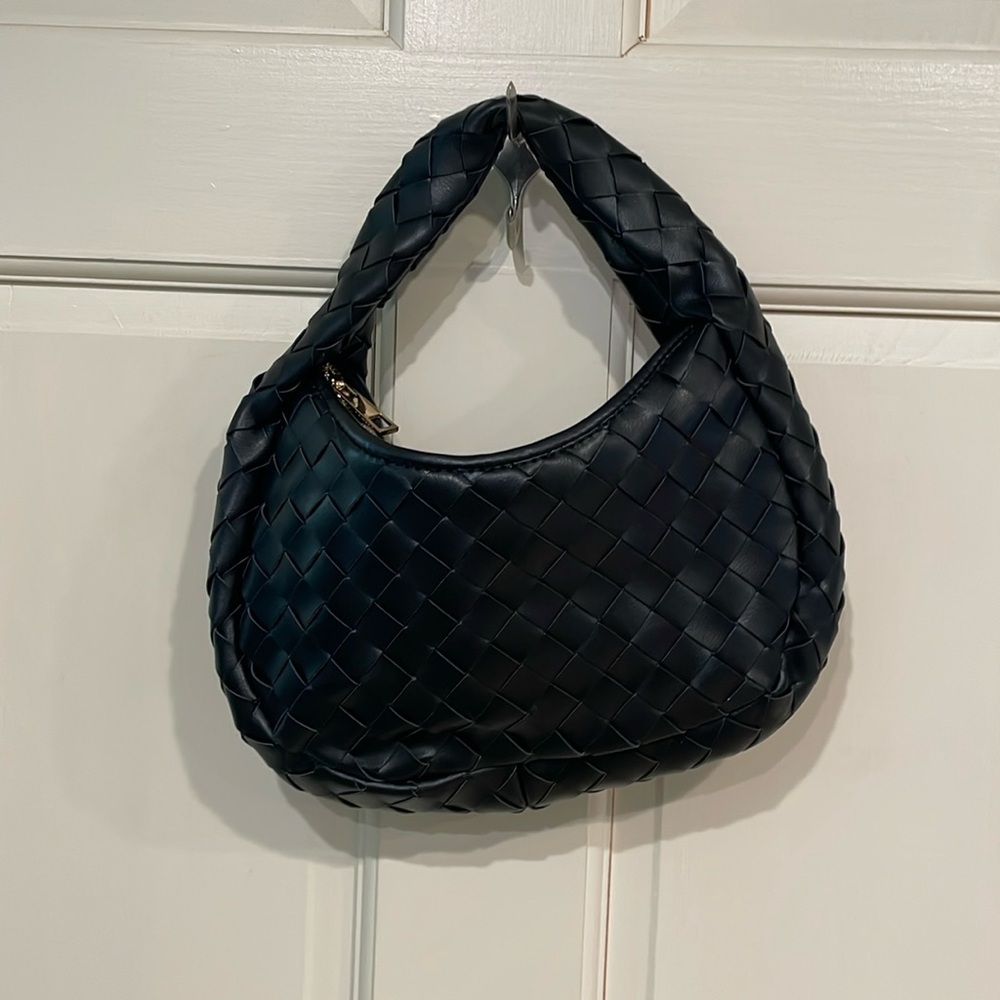 Ladies handbag